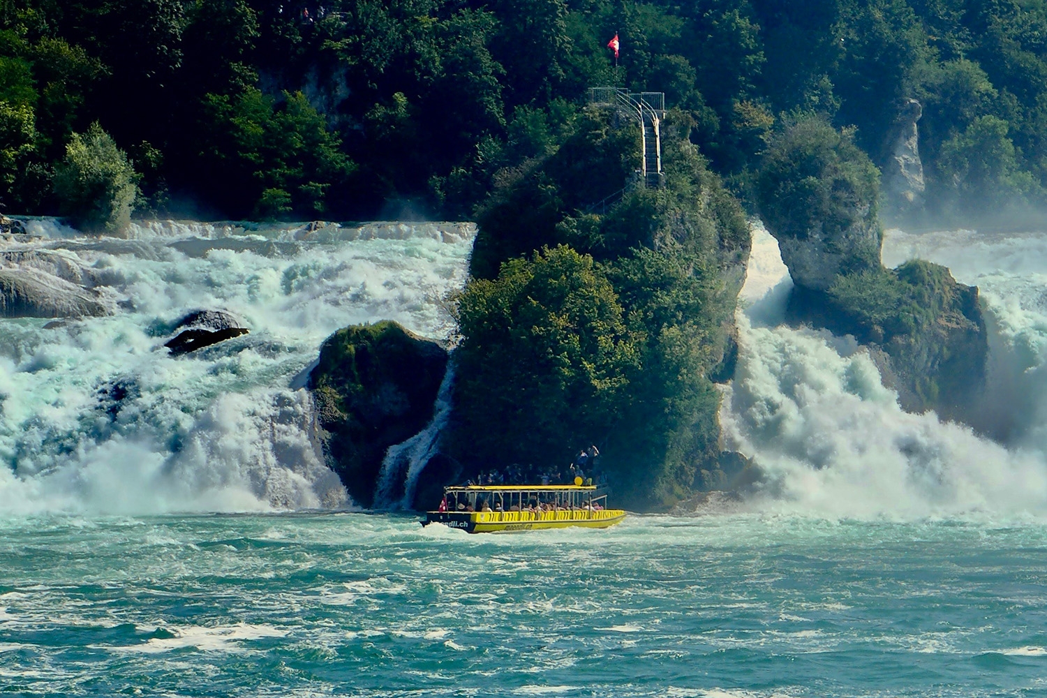 Klicken um die Schaltflächen zu zeigen oder zu verbergen