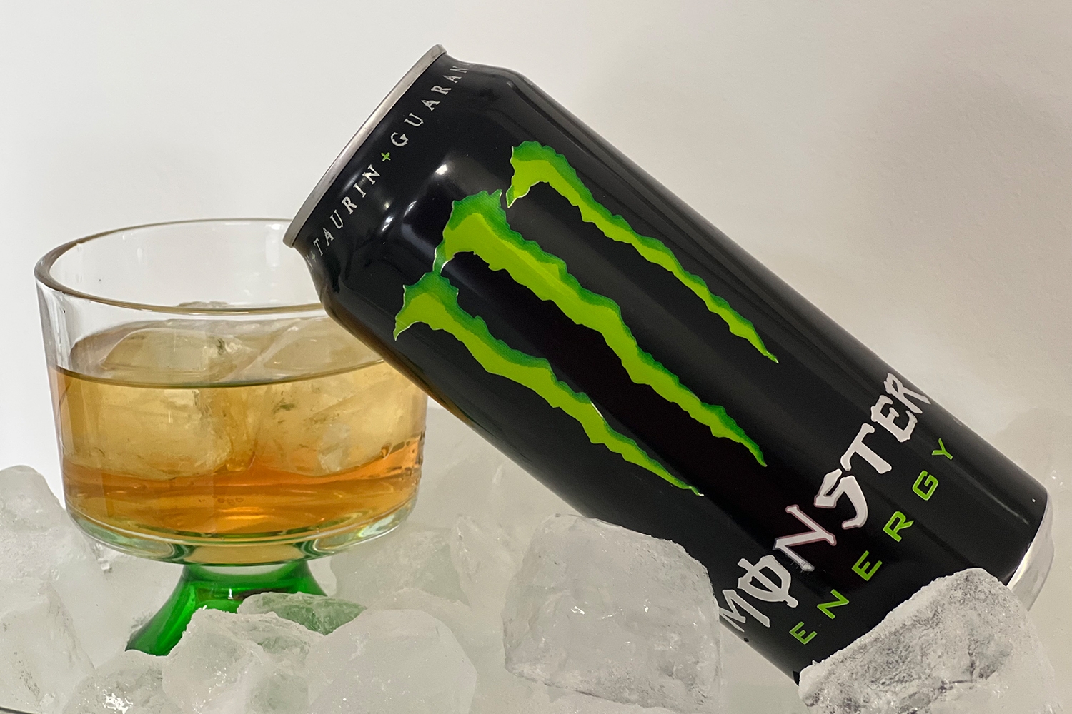 Klicken um die Schaltflächen zu zeigen oder zu verbergen